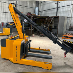 Electric Stacker With Boom Crane Cap 1.5T